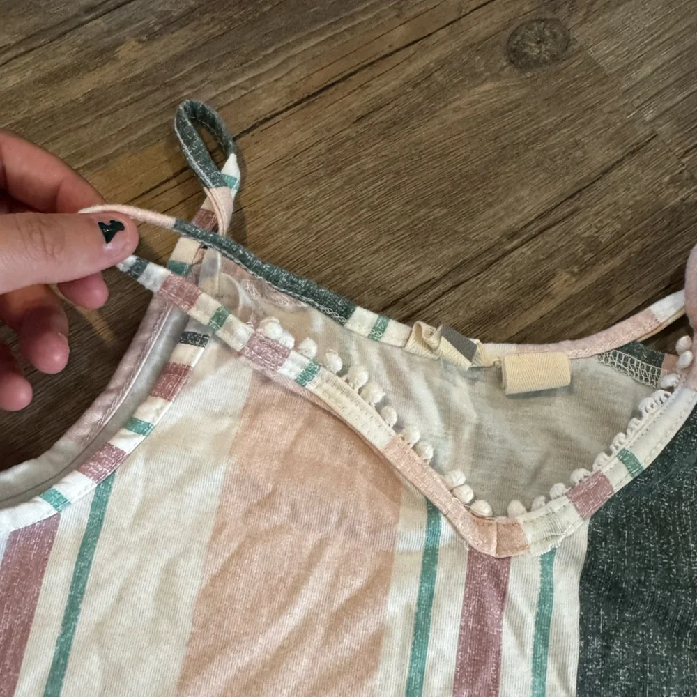 NWOT - Picture 2 of 2